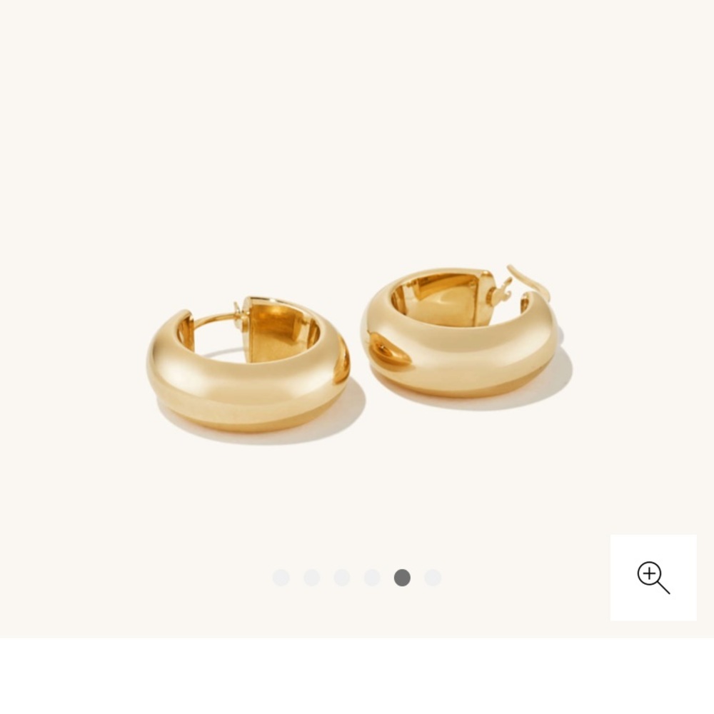 MEJURI 14K SOLID GOLD HOOPS